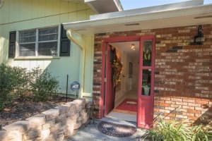 1850 Hilltop Dr, Mt Dora, FL 32757, Sold 04/25/17