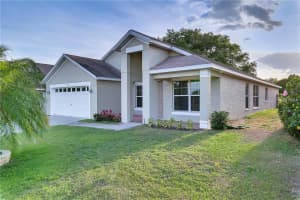 2704 Rochelle Dr, Winter Haven, FL 33881, Sold 06/02/17
