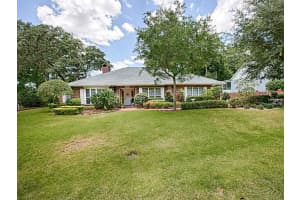 2207 Dogwood Cir, Mt Dora, FL 32757, Sold 07/31/17