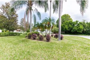 3350 Laurel Dr, Mt Dora, FL 32757, Sold 10/10/17