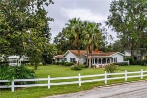 1635 Gertrude Pl, Mt Dora, FL 32757, Sold 12/15/17