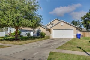 2254 Merry Rd, Tavares, FL 32778, Sold 01/19/18