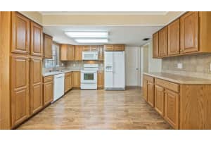 720 Azalea Ct, Mt Dora, FL 32757, Sold 05/18/18