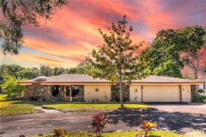 2314 Hillside Dr, Mt Dora, FL 32757, Sold 10/21/21