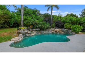 13825 Vista Del Lago Blvd, Clermont, FL 34711, Sold 01/27/22
