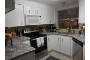29 N Bobwhite Rd, Wildwood, FL 34785, Sold 04/28/22
