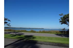 18400 BLUE HERON CIR, TAVARES, FL 32778 Sold 01/31/23
