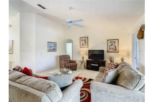 512 Dolcetto Dr, Davenport, FL 33897, Sold 10/04/21