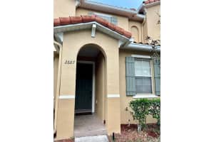 2687 Andros Ln, Kissimmee, FL 34747, Sold 01/24/22
