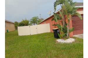 907 Wildflower Rd, Davenport, FL 33837, Sold 10/22/21