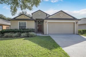 4222 Barnsley Ln, Tavares, FL 32778, Sold 10/30/21
