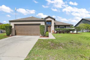 4297 Abaco Dr, Tavares, FL 32778, Sold 11/22/21