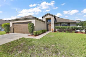 4297 Abaco Dr, Tavares, FL 32778, Sold 11/22/21