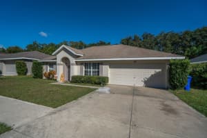 3850 Bayshore Cir, Tavares, FL 32778, Sold 02/22/22