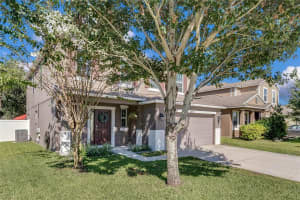 5012 Grassy Knoll Dr, Tavares, FL 32778, Sold 12/15/21