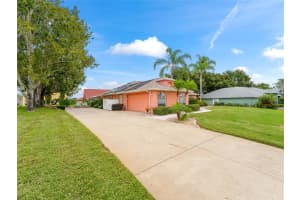 2292 Lake Pointe Cir, Leesburg, FL 34748, Sold 12/27/21