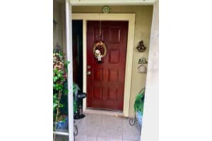 8000 Krista Lynn Ct, Orlando, FL 32822, Sold 01/25/22