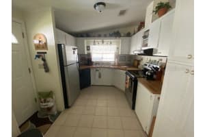 68 Robin Rd, Wildwood, FL 34785, Sold 12/17/21