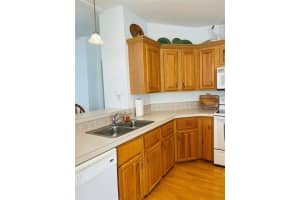 108 Woody Ct, Wildwood, FL 34785, Sold 01/28/22