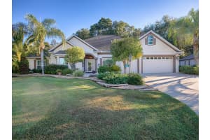 2252 Clearwater Run, The Villages, FL 32162, Sold 04/26/22