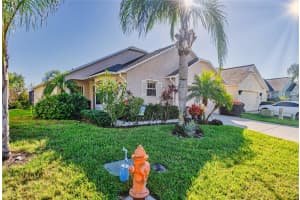 236 Kimberly Point Dr, Davenport, FL 33837, Sold 02/09/22