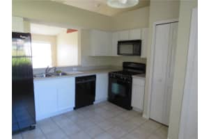 11752 Foxglove Dr, Clermont, FL 34711, Sold 02/10/22
