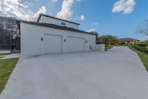 12110 Sapphire Dr, Clermont, FL 34711, Sold 04/29/22