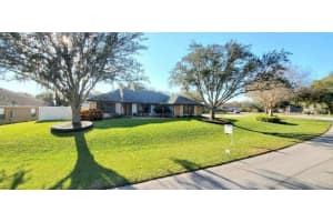 10525 Vista Del Sol Cir, Clermont, FL 34711, Sold 03/18/22