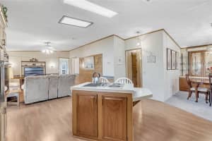 1690 Nassau Cir, Tavares, FL 32778, Sold 05/03/22