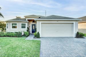 262 Lake Mariana Pl, Auburndale, FL 33823, Sold 03/30/22