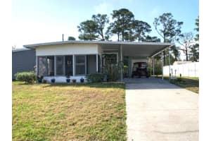 1023 Capella Dr, Tavares, FL 32778, Sold 04/27/22