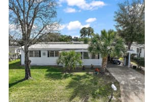 1022 Southland Dr, Tavares, FL 32778, Sold 04/14/22