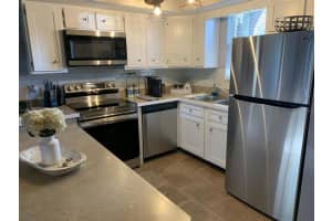 4300 Baywood Blvd, Mt Dora, FL 32757, Sold 04/15/22