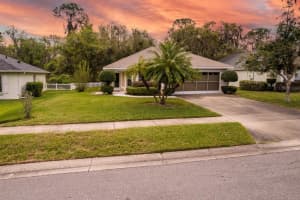 960 Vindale Rd, Tavares, FL 32778, Sold 04/01/22