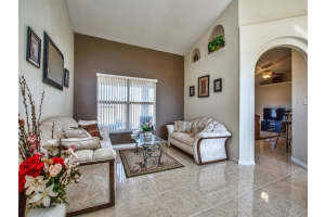 3201 Victoria Ln, Eustis, FL 32726, Sold 04/21/22