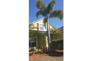 1257 S Park Ave, Winter Garden, FL 34787, Sold 04/04/22
