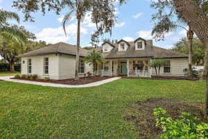 34428 Tiffany Ln, Eustis, FL 32736, Sold 05/02/22