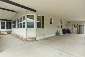 1411 Schult Ct, Tavares, FL 32778, Sold 04/25/22