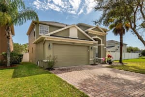 4253 Heirloom Rose Pl, Oviedo, FL 32766, Sold 04/29/22