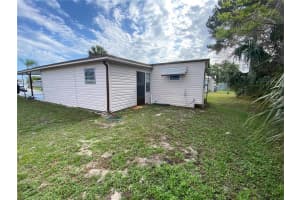 1111 Elkhart Cir, Tavares, FL 32778, Sold 04/28/22