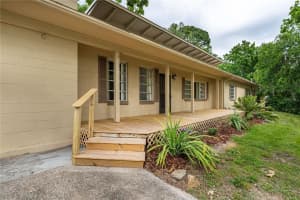 1467 Hilltop Dr, Mt Dora, FL 32757, Sold 06/24/22