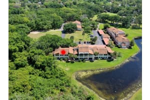 4300 BAYWOOD BLVD #B205, MOUNT DORA, FL 32757 Sold 08/17/22