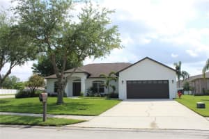 4901 Culdesac Ct, St Cloud, FL 34772, Sold 05/20/22