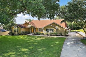 12724 Lake Ridge Cir, Clermont, FL 34711, Sold 05/31/22
