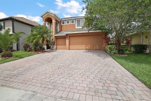 15047 Sawgrass Bluff Dr, Oakland, FL 34787, Sold 06/07/22