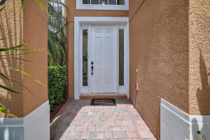 15047 Sawgrass Bluff Dr, Oakland, FL 34787, Sold 06/07/22