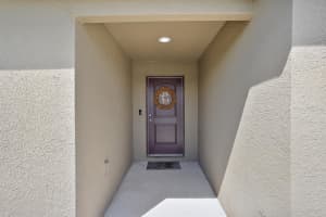 2317 Bexley Dr, Tavares, FL 32778, Sold 05/31/22