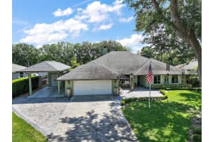 28714 Tammi Dr, Tavares, FL 32778, Sold 06/03/22
