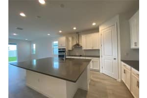 1102 FOX HEDGE LN, SAINT CLOUD, FL 34771 Sold 05/31/23