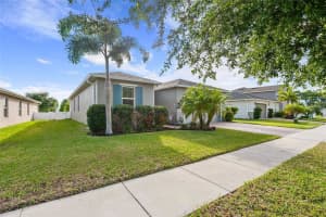 3231 Bayou Ln, Tavares, FL 32778, Sold 06/07/22